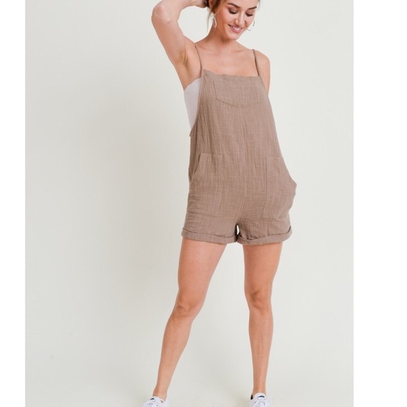 🌟 Short Overall - Picture 4 of 8